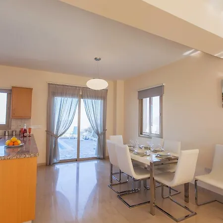 Latchi Panorama Luxury Villas Villa Dhrousha